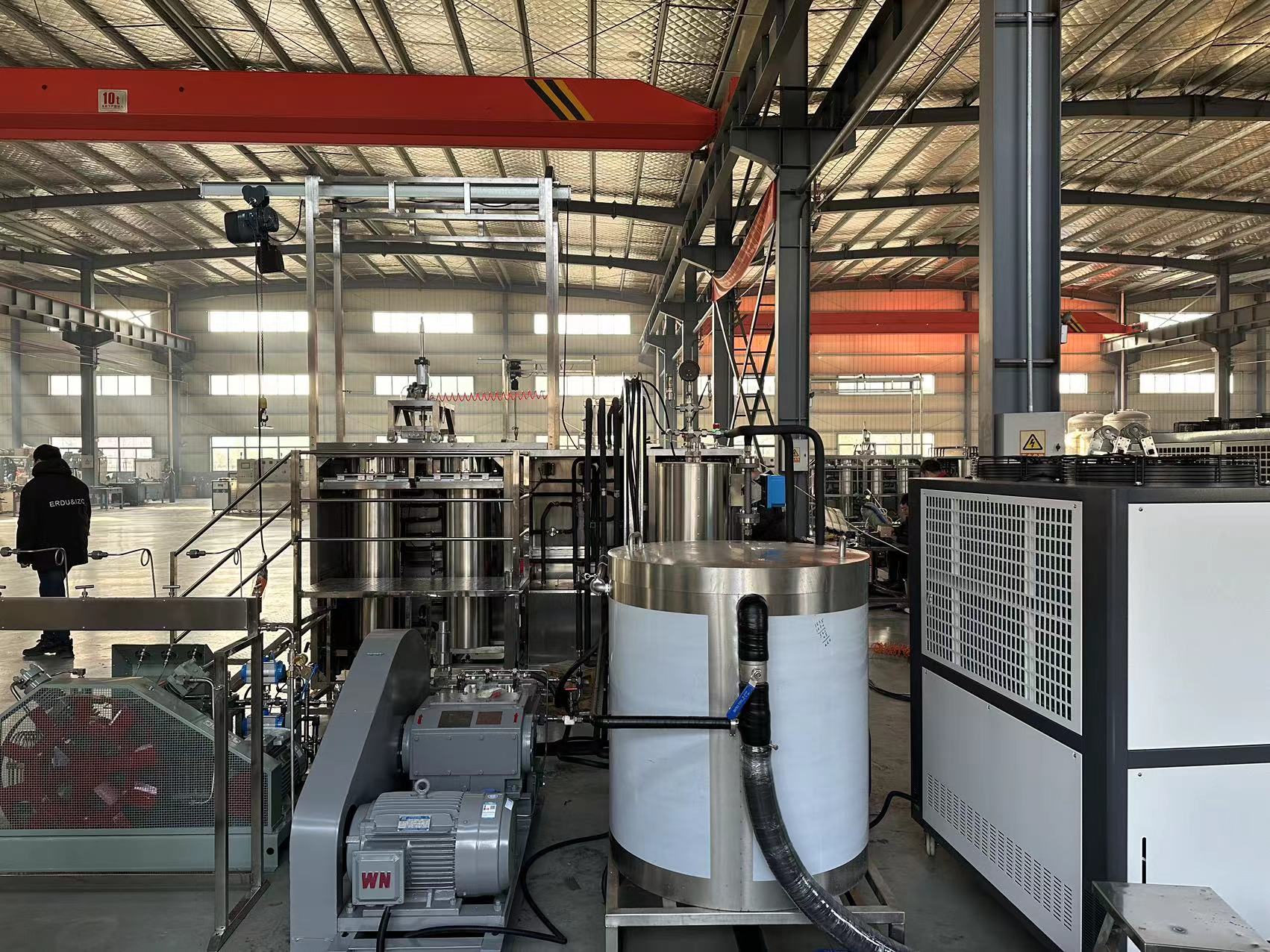 CAREDDI Supercritical CO2 Extraction Machine 60L(30Lx2) Model